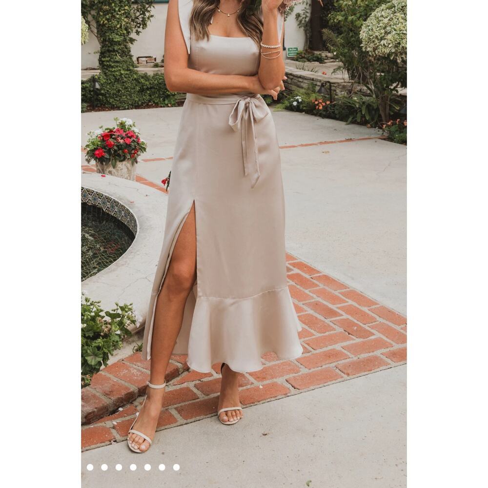 Show Me Your Mumu size L Claire midi dress Show Me The Ring Luxe Satin